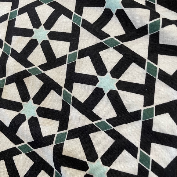 LulaRoe Irma style tunic.  Black white and teal.  Size Medium. - Picture 3 of 6